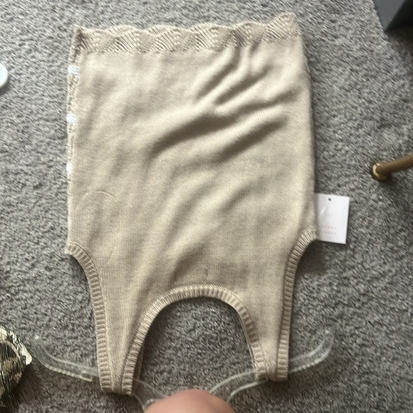 Lauren Conrad sweater tank top - Picture 4 of 4